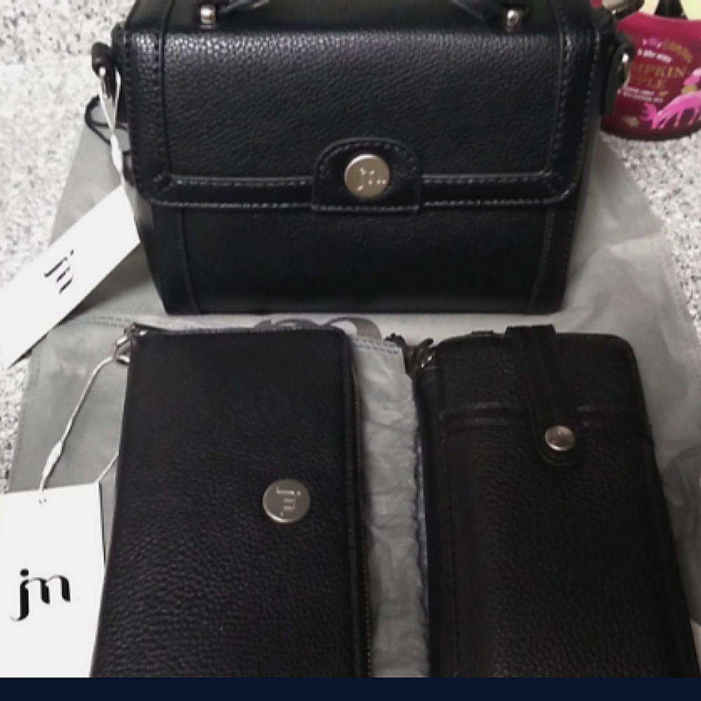 Jessica Moore set